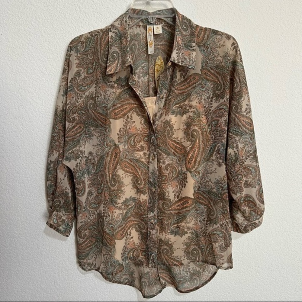 Adiva 2 Piece Set Sheer Printed Button Front Blouse & Beige Camisole New Medium